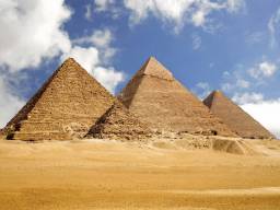 Піраміди в Гізі.